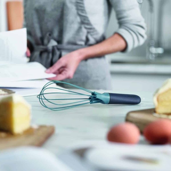 Joseph Joseph Twist Whisk - Sky