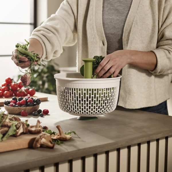Joseph Joseph Spindola Salad-Spinning Colander (White/ Green)