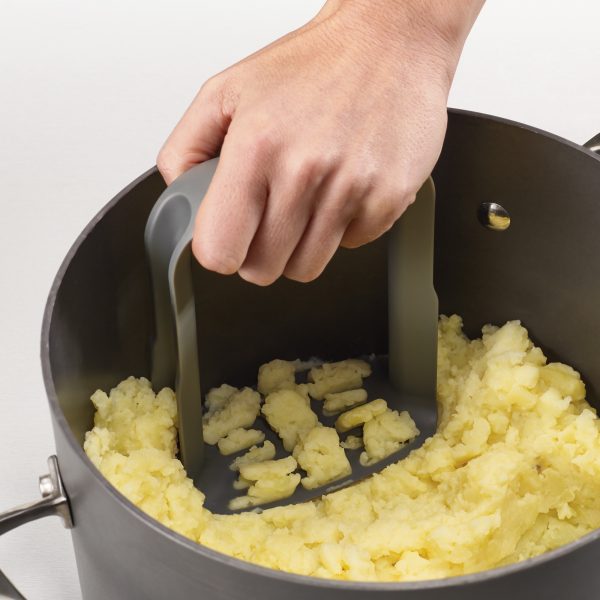 Non-Stick Safe Potato Masher – Smart & Scratch-Free | Joseph Joseph